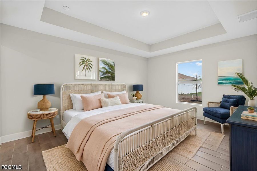 Furnished interior view inside a new home in Cape Coral, Cape Coral (Image 7).