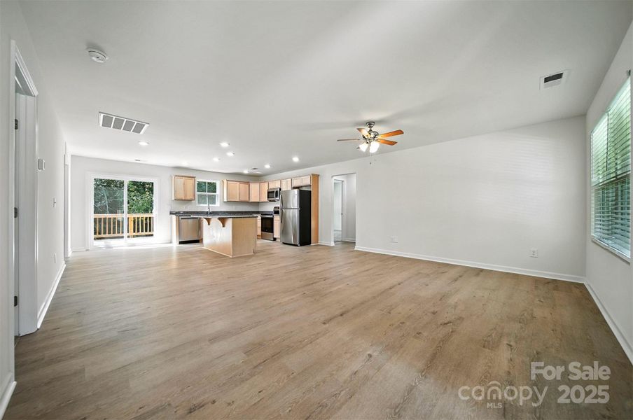 Spacious, unfurnished interior of a new home in , Hickory (Image 21).