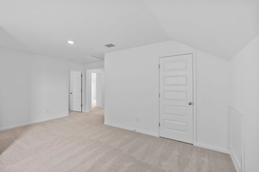 2,306sf New Home in TAYLOR, TX.  - Slide 29