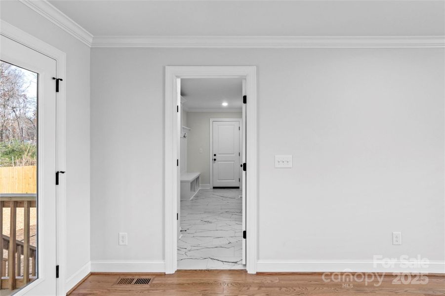 Spacious, unfurnished interior of a new home in , Lexington (Image 13).