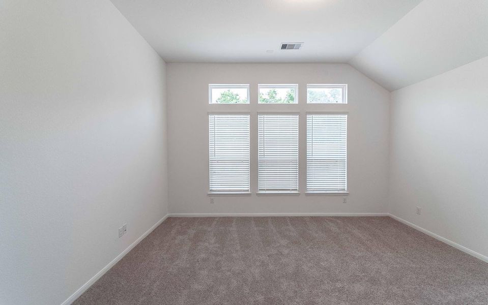 Image 8 of a home in Martha's Vineyard.