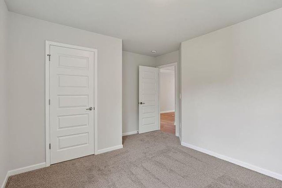 Spacious, unfurnished interior of a new home in Austin Ridge, Commerce (Image 28).