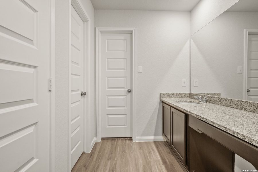 Furnished interior view inside a new home in Cinco Lakes, San Antonio (Image 9).