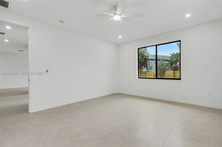 Spacious, unfurnished interior of a new home in , Oakland Park (Image 35). Spacious, unfurnished interior of a new home in , Oakland Park (Image 35).