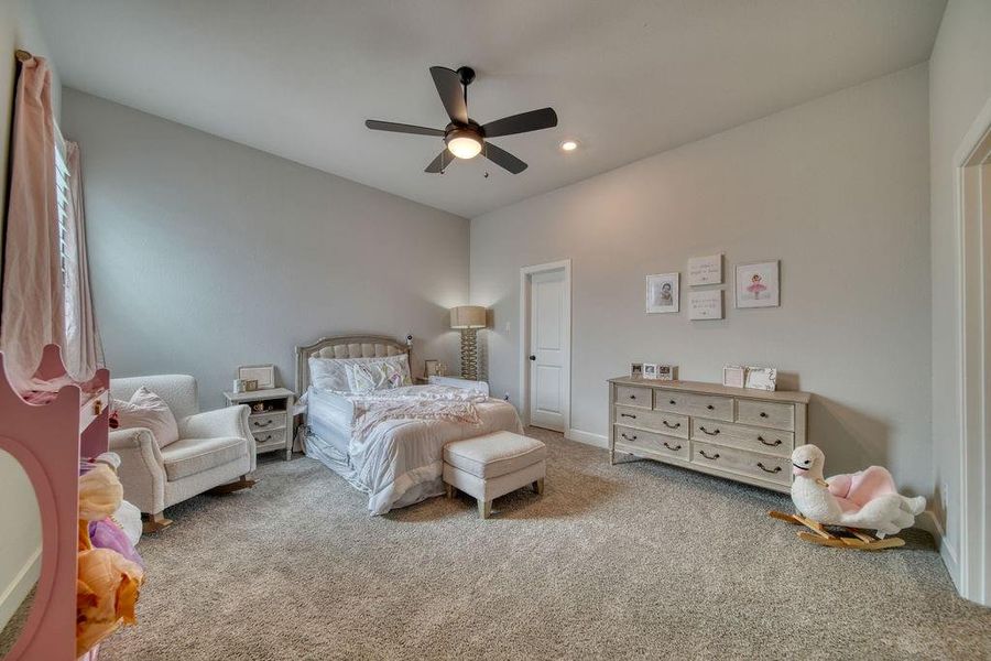 Furnished interior view inside a new home in , Friendswood (Image 28).