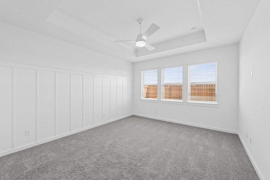 Spacious primary suite