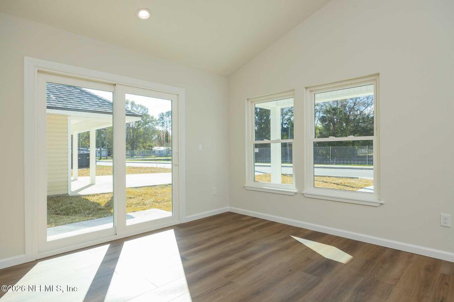 Spacious, unfurnished interior of a new home in , St. Augustine (Image 31).