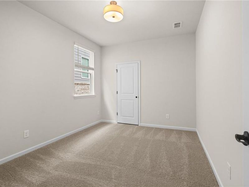 Spacious, unfurnished interior of a new home in Kelly Preserve, Loganville (Image 28).