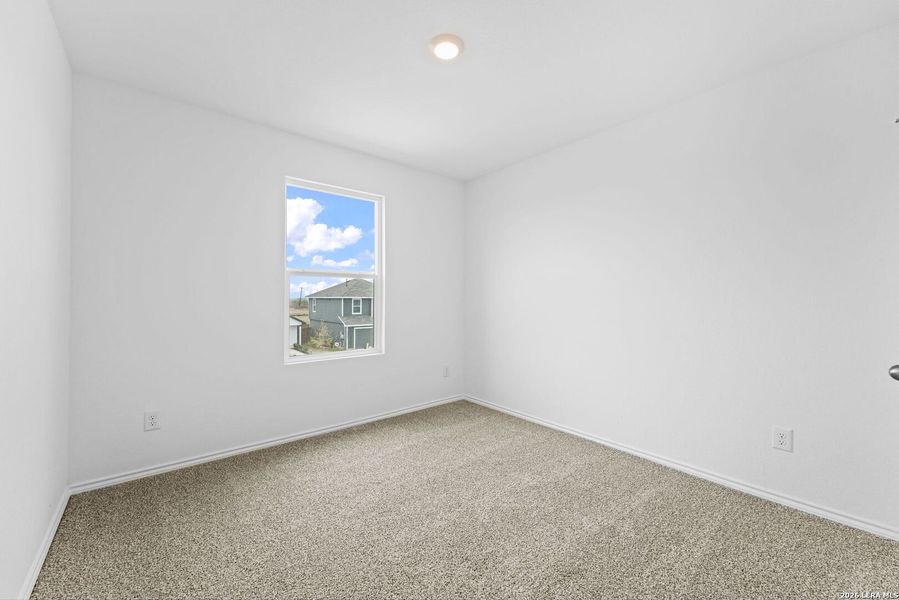 Spacious, unfurnished interior of a new home in Avenida, Converse (Image 16).