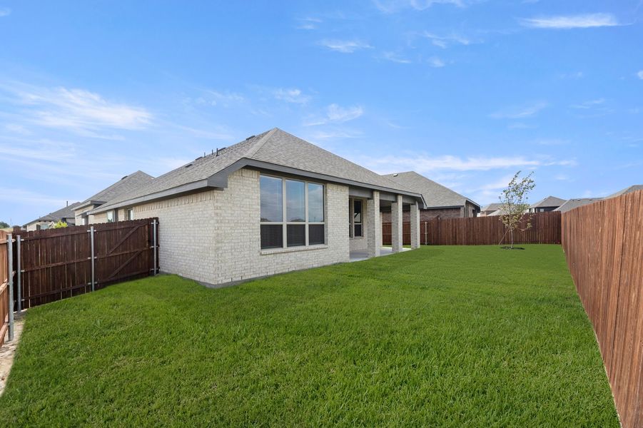 Front exterior of a new home in Arcadia Trails, Balch Springs, TX, highlighting curb appeal (Image 27).