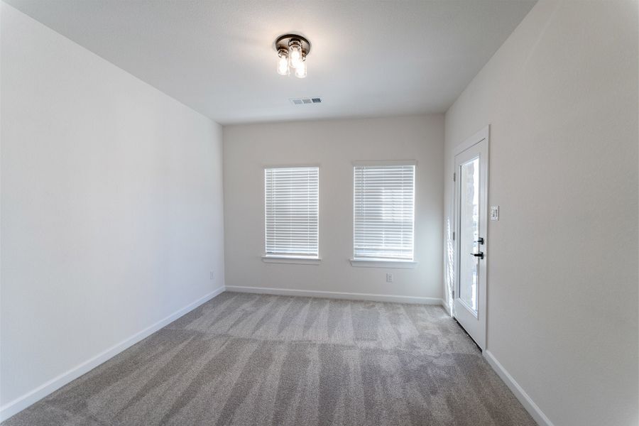 Spacious, unfurnished interior of a new home in Sonoma Verde, Rockwall (Image 49). Spacious, unfurnished interior of a new home in Sonoma Verde, Rockwall (Image 49).