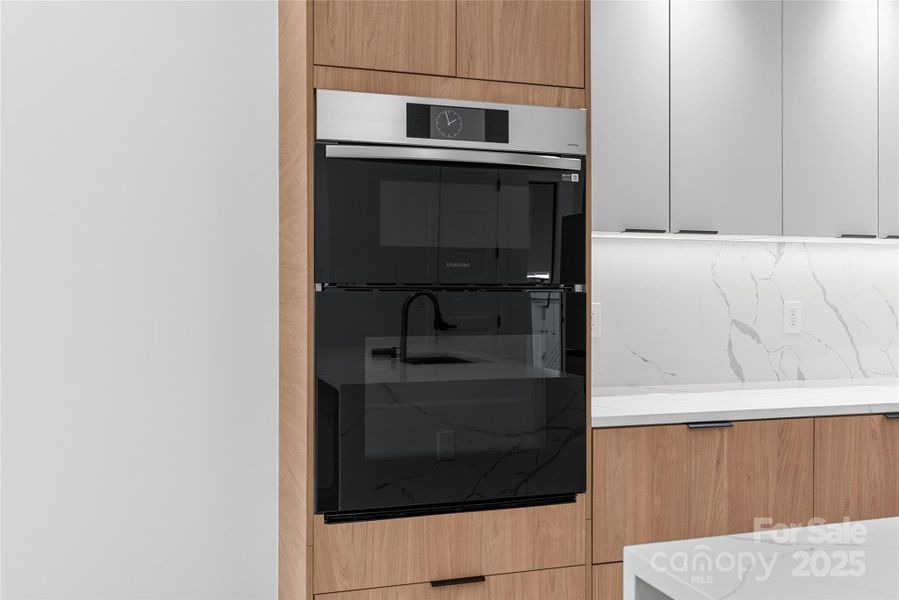 Image 31 of a home in .