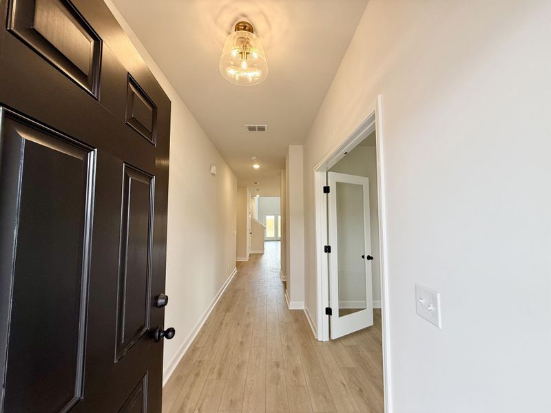 Spacious, unfurnished interior of a new home in , Summerville (Image 19).