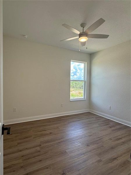 Spacious, unfurnished interior of a new home in , Sebring (Image 14).