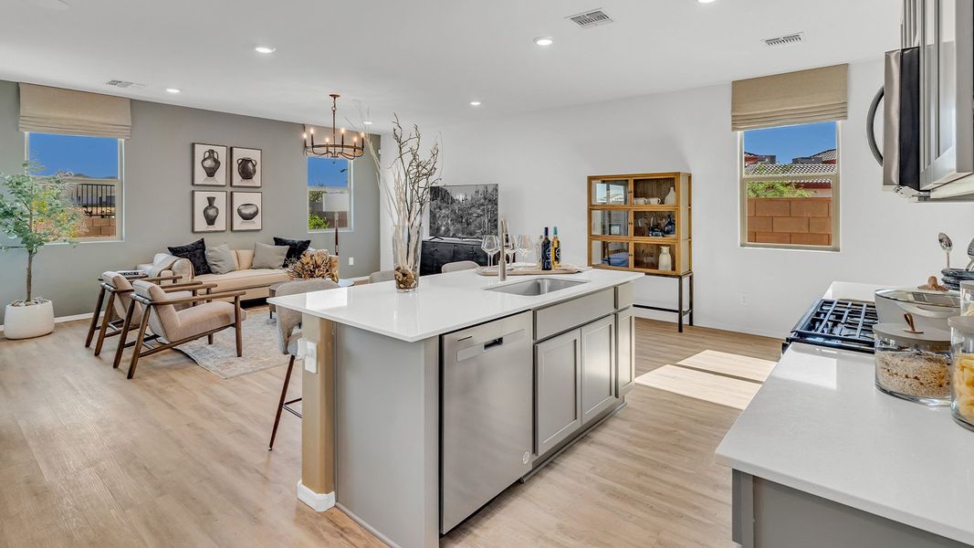 Furnished interior view inside a new home in Hanson Ridge, Vail (Image 16).
