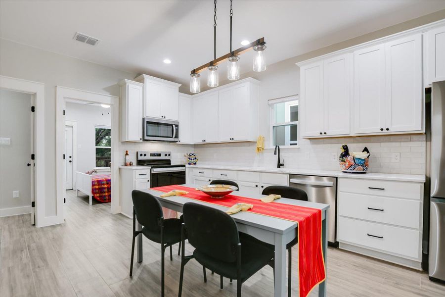 Furnished interior view inside a new home in , Wimberley (Image 17). Furnished interior view inside a new home in , Wimberley (Image 17).