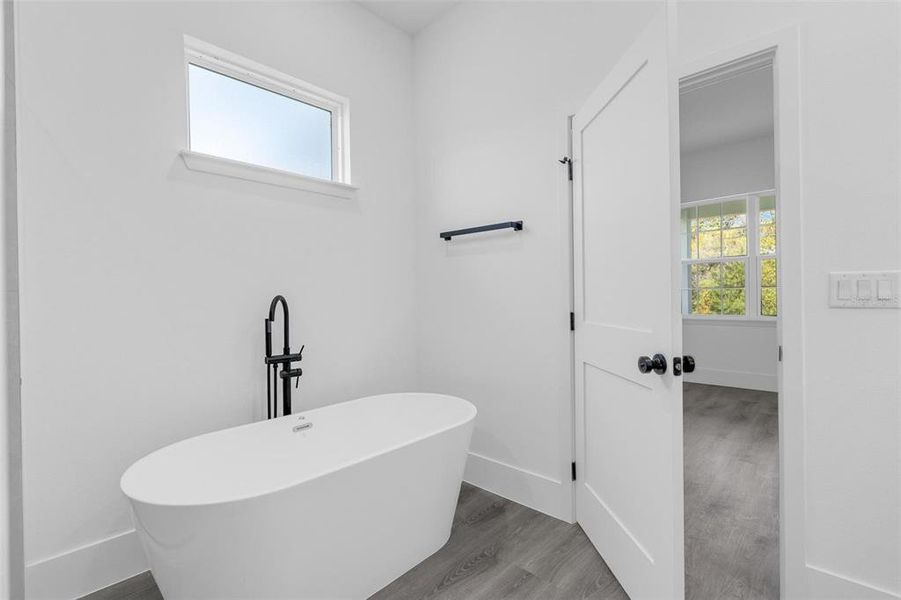 Furnished interior view inside a new home in , Ocala (Image 11).