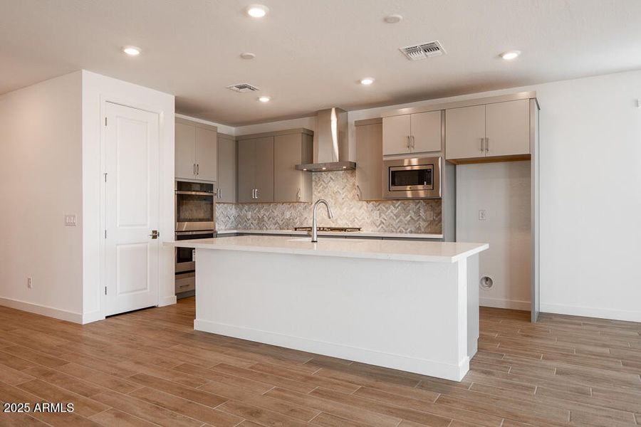 Tri Pointe Terraza 140 - Kitchen-2MLS Tri Pointe Terraza 140 - Kitchen-2MLS