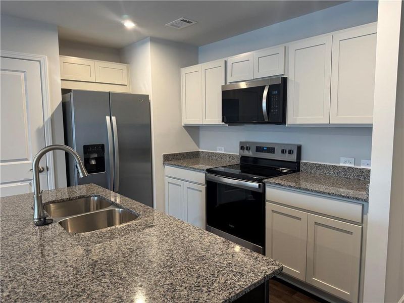 Image 23 of a home in Silver Leaf.