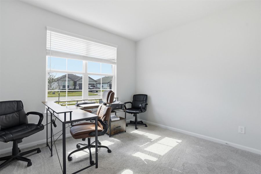 Second bedroom with nice natural lighting