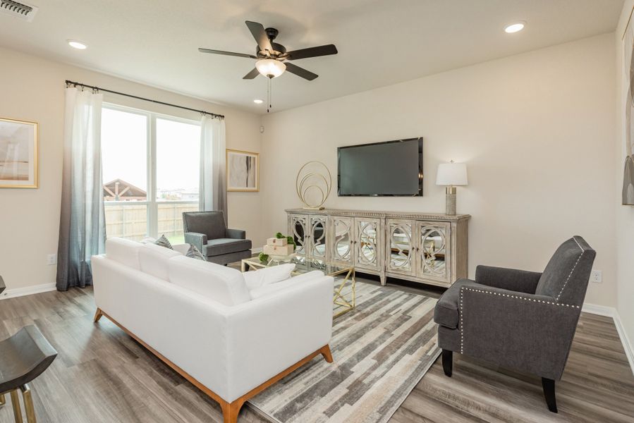 Representative furnished interior of a home built from the The 2516 by Stylecraft Builders in Arroyo Ranch, Seguin (Image 12).
