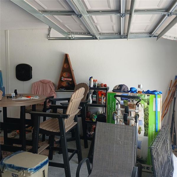 Furnished interior view inside a new home in , Dunnellon (Image 30).