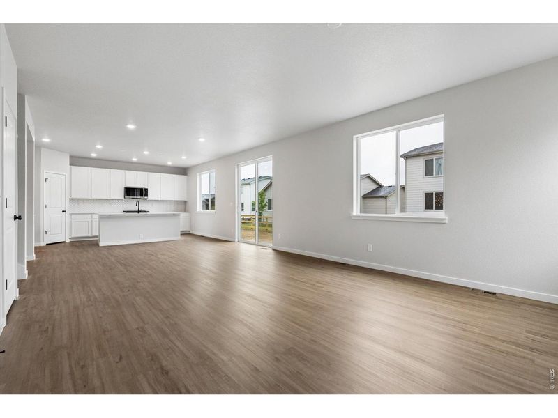 Spacious, unfurnished interior of a new home in Prairie Song, Windsor (Image 14).