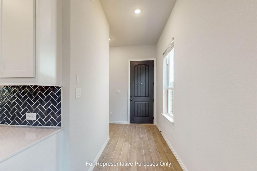 Spacious, unfurnished interior of a new home in Heritage, Dripping Springs (Image 21). Spacious, unfurnished interior of a new home in Heritage, Dripping Springs (Image 21).