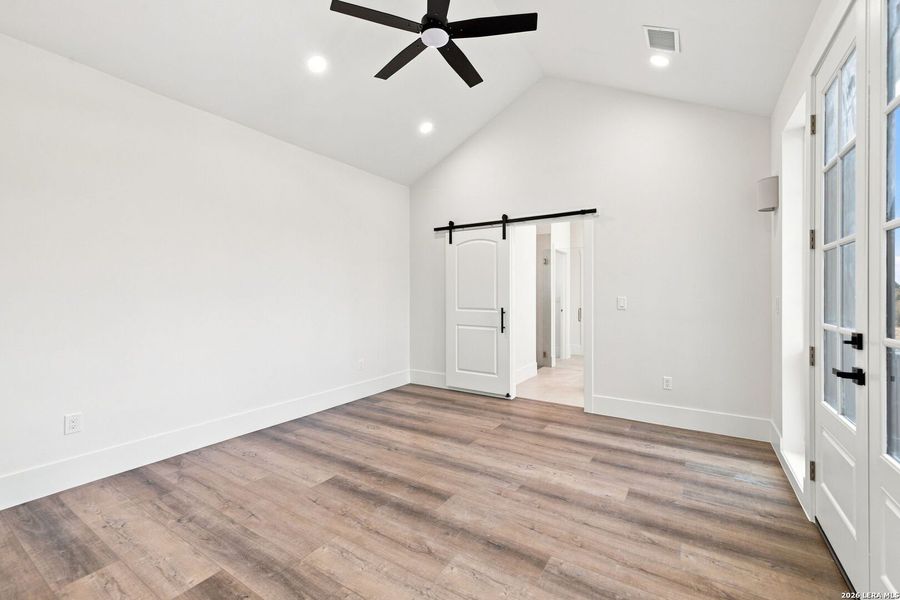 Spacious, unfurnished interior of a new home in , Bandera (Image 29). Spacious, unfurnished interior of a new home in , Bandera (Image 29).