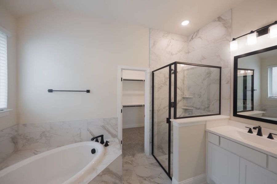 Furnished interior view inside a new home in Las Lomas, Forney (Image 12).