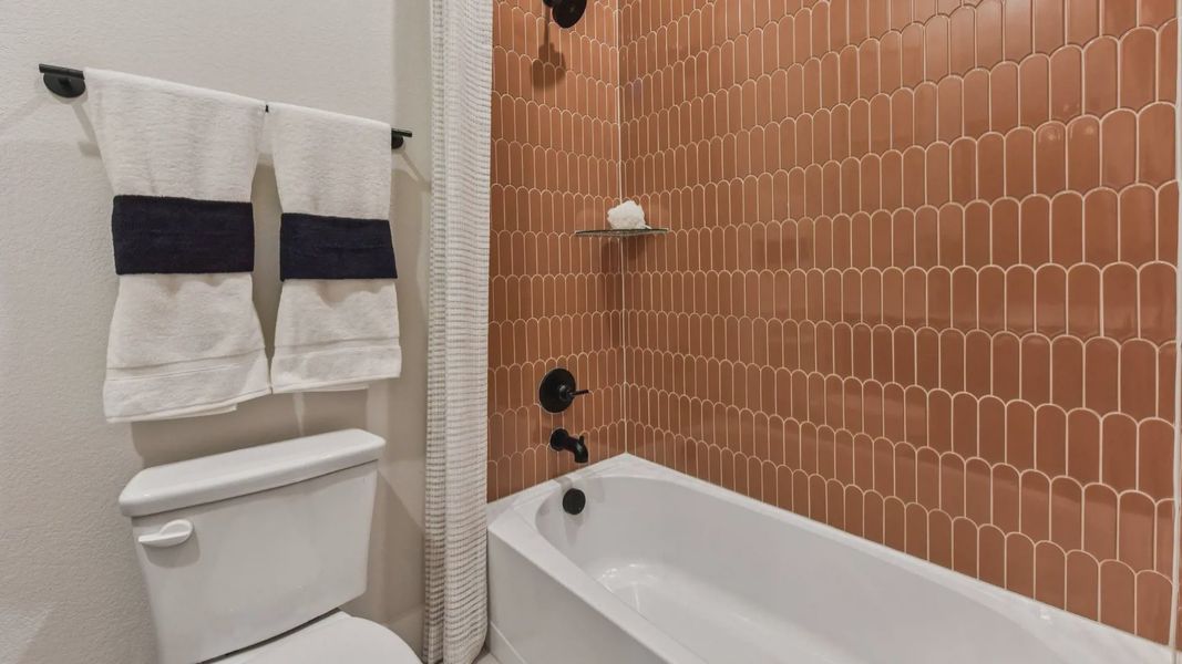 Representative furnished interior of a home built from the Garet by Chesmar Homes in Feathergrass, Florence (Image 32).