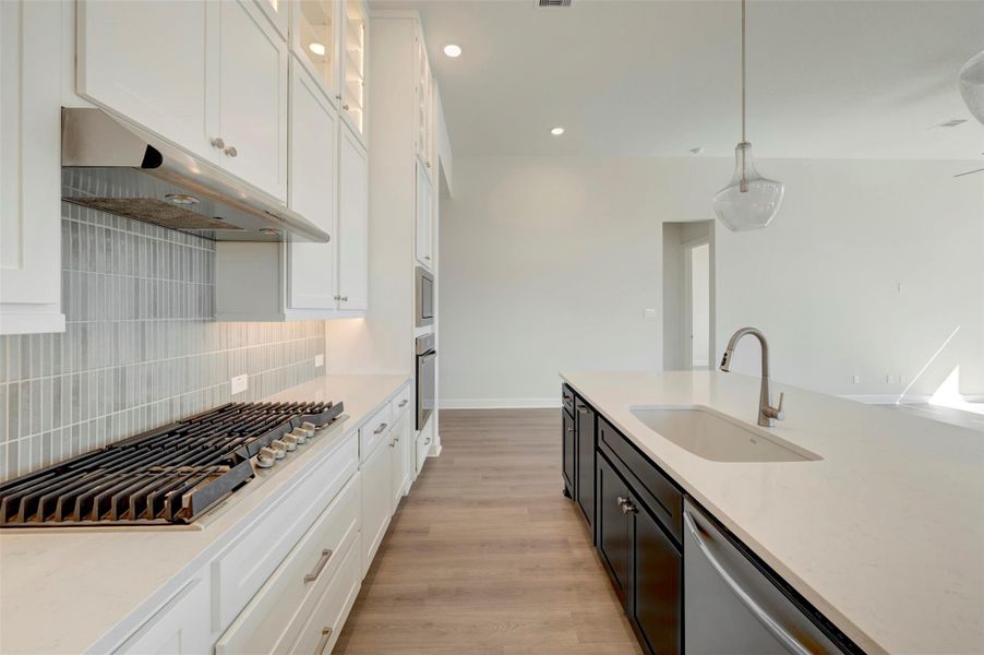 Furnished interior view inside a new home in Kresston, Montgomery (Image 6).