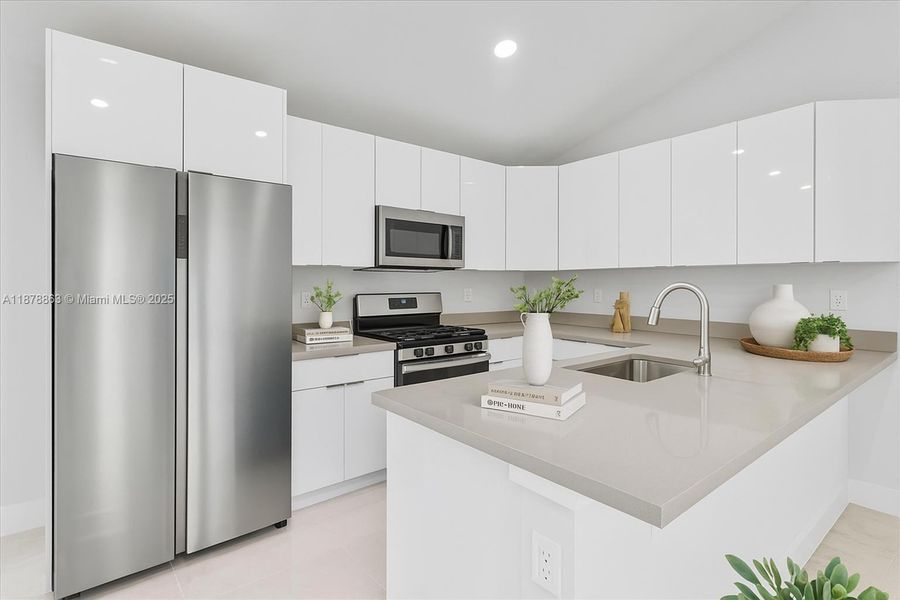 Furnished interior view inside a new home in , Lehigh Acres (Image 8).