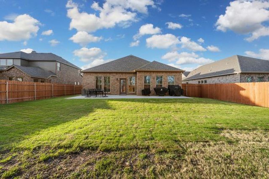 Exterior details and patio area of a home in , Waco (Image 26).