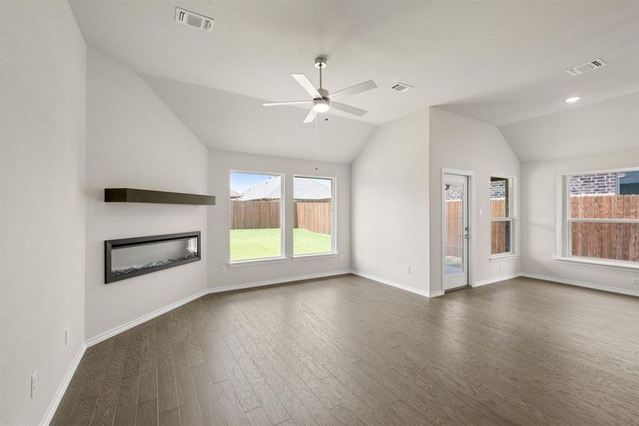 DFW-Summer Crest-Concept 1790-4553 Lyre Leaf Drive- Living Room- Risewell Homes-2