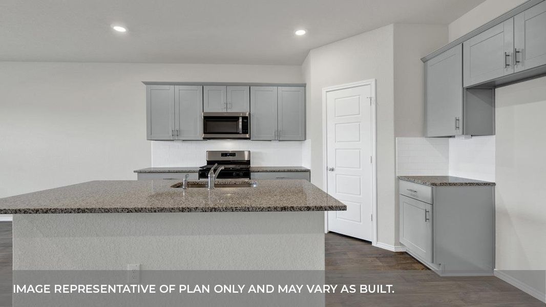 Furnished interior view inside a new home in Paramount, Kyle (Image 9).
