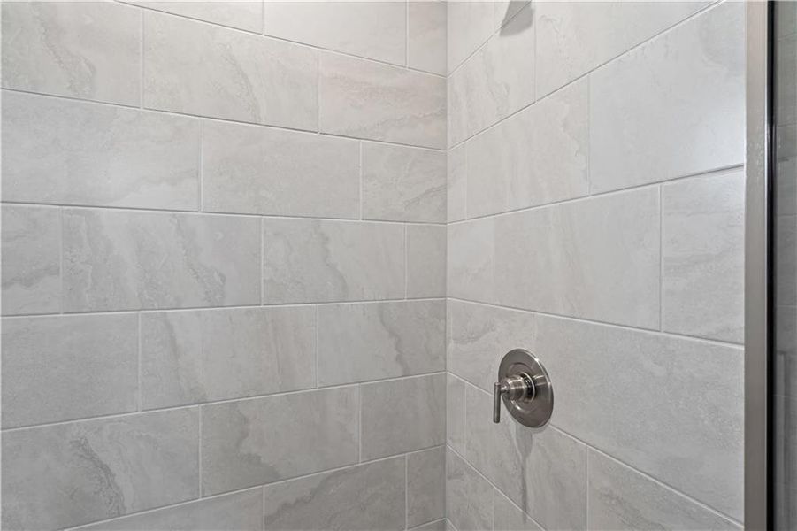 Close-up of interior finishes inside a home in Hunters Creek, Flowery Branch (Image 18). Close-up of interior finishes inside a home in Hunters Creek, Flowery Branch (Image 18).