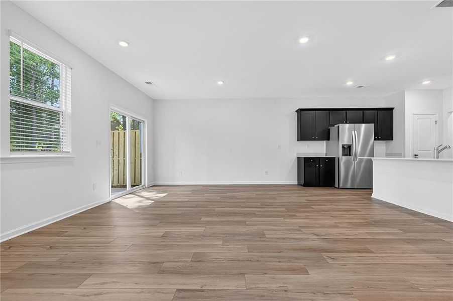 Spacious, unfurnished interior of a new home in , Lawrenceville (Image 17).