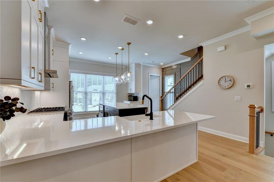 Furnished interior view inside a new home in , Alpharetta (Image 51).