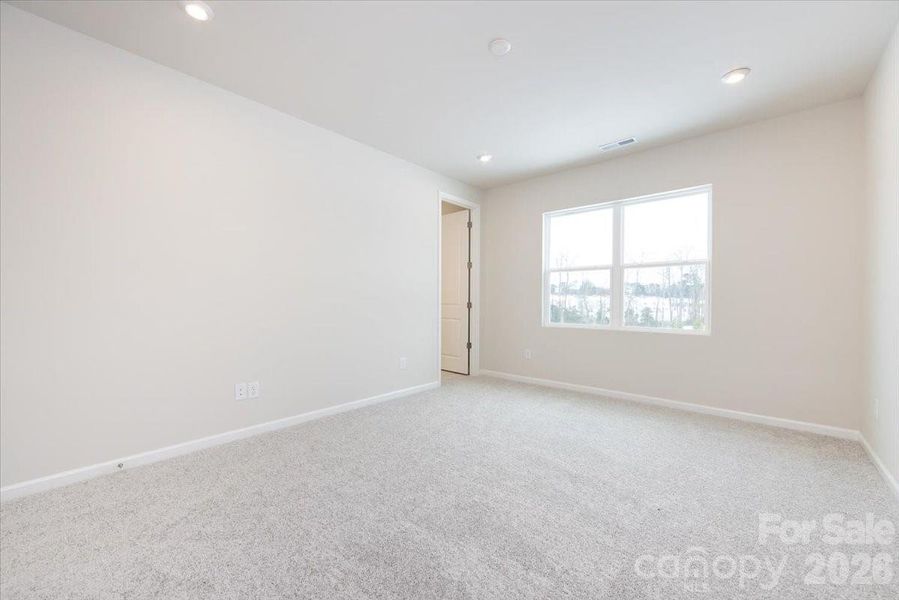 Primary En Suite Primary En Suite