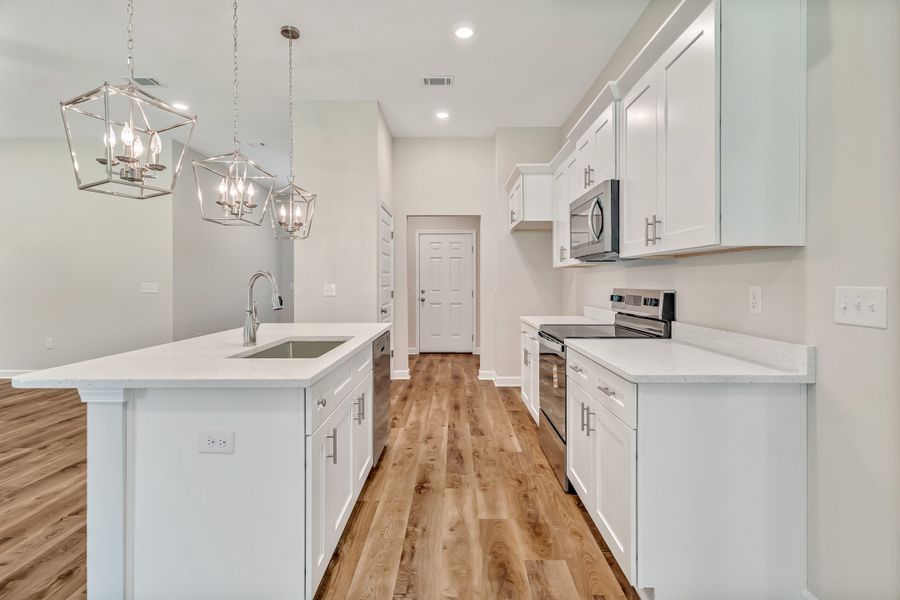 Furnished interior view inside a new home in Oak Hollow, Crestview (Image 6).