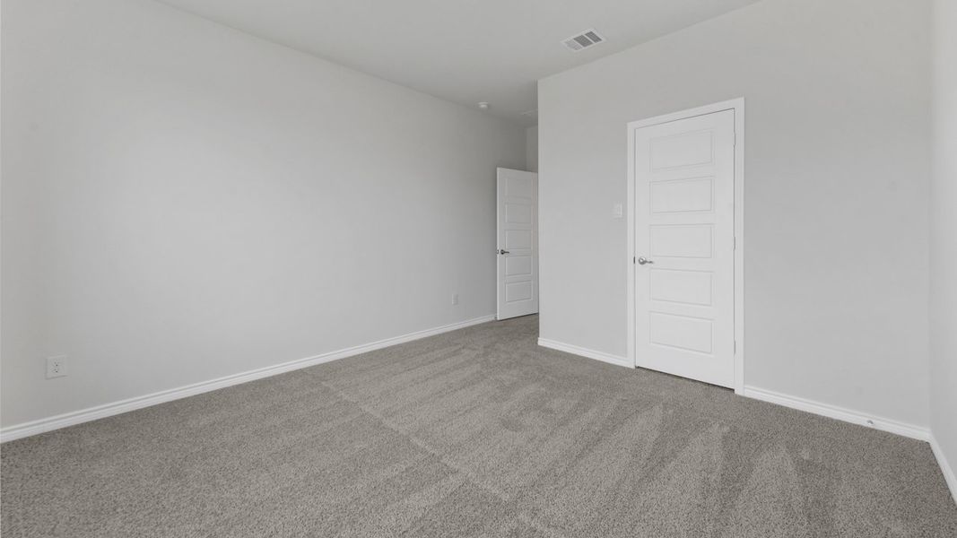 Spacious, unfurnished interior of a new home in Liberty Crossing, Royse City (Image 18).