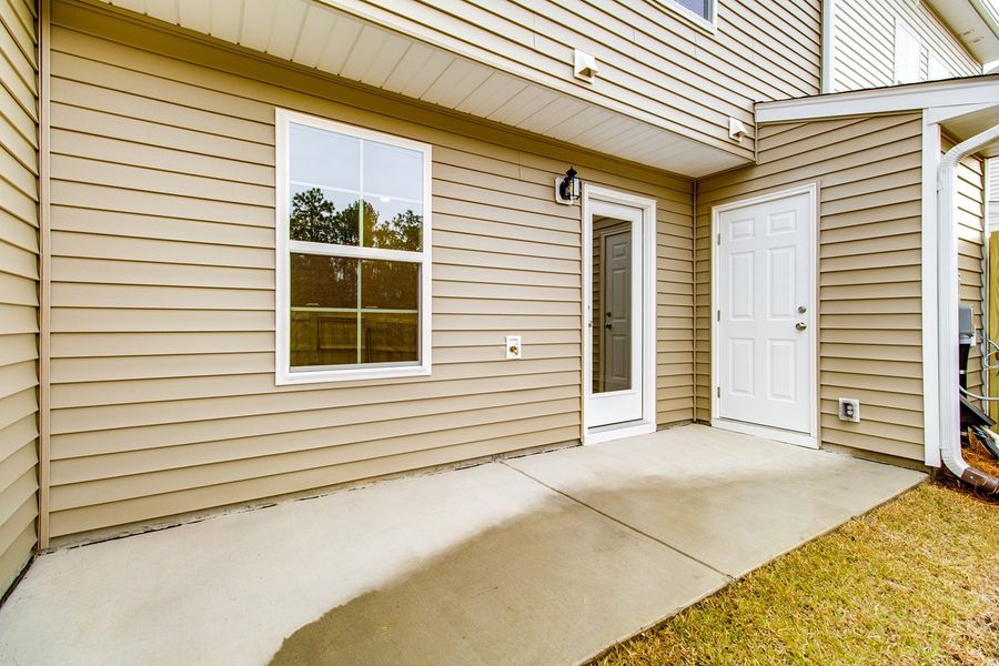 Exterior details and patio area of a home in Astoria, Columbia (Image 3). Exterior details and patio area of a home in Astoria, Columbia (Image 3).
