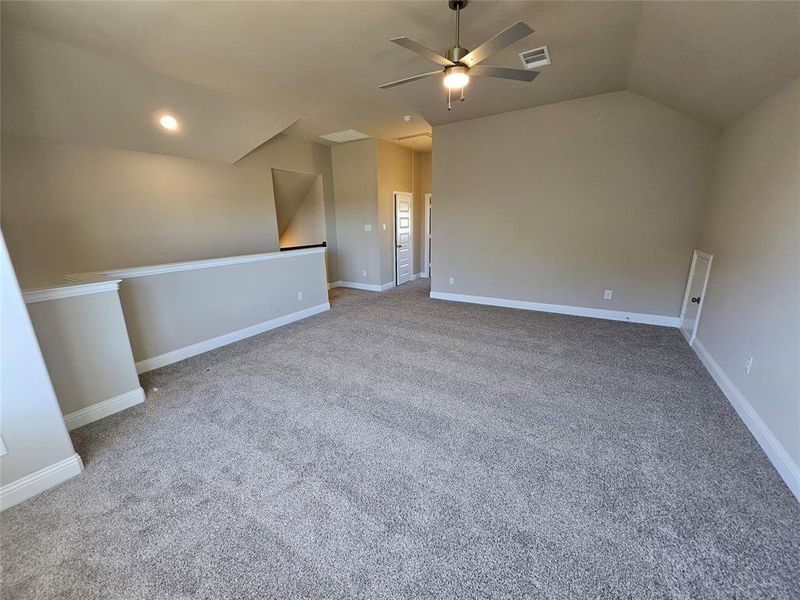 Spacious, unfurnished interior of a new home in Trails of Trenton, Trenton (Image 27).