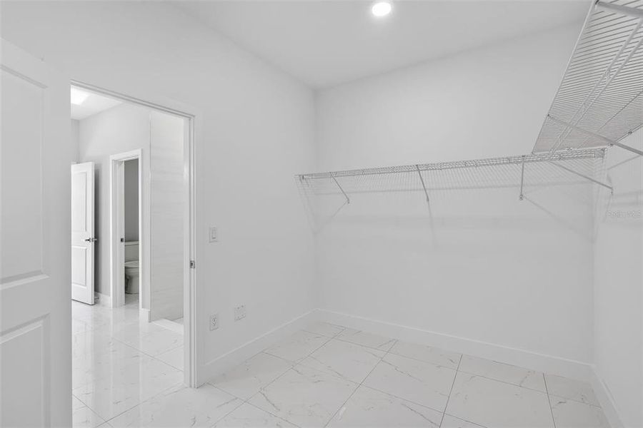 Spacious, unfurnished interior of a new home in , Port Charlotte (Image 21).