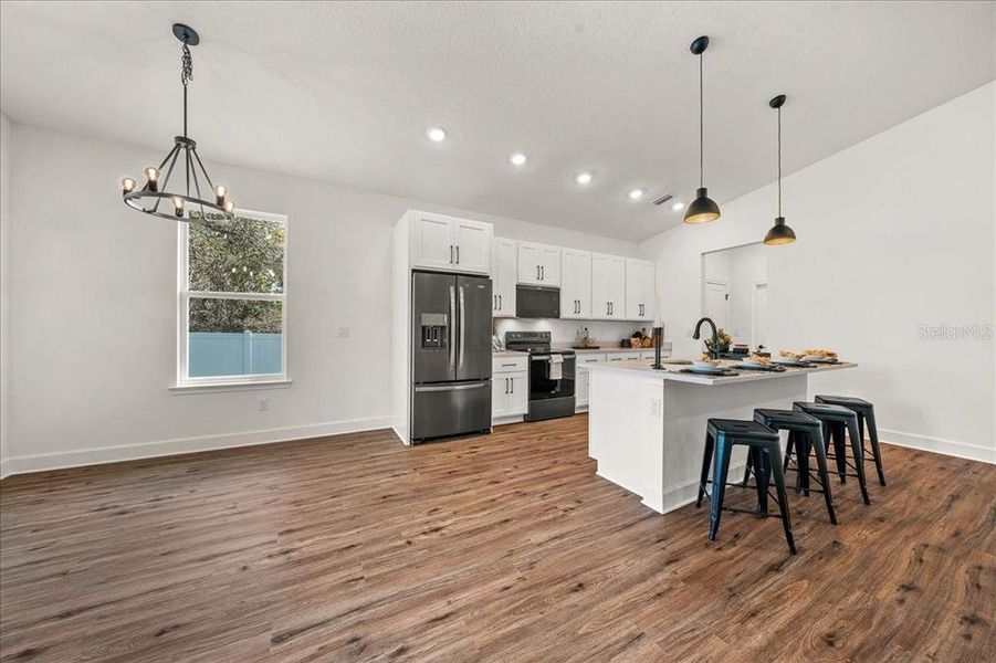 Furnished interior view inside a new home in , Spring Hill (Image 20).