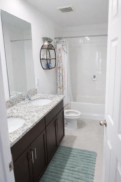 Furnished interior view inside a new home in Villamar - Classic Series, Winter Haven (Image 11).