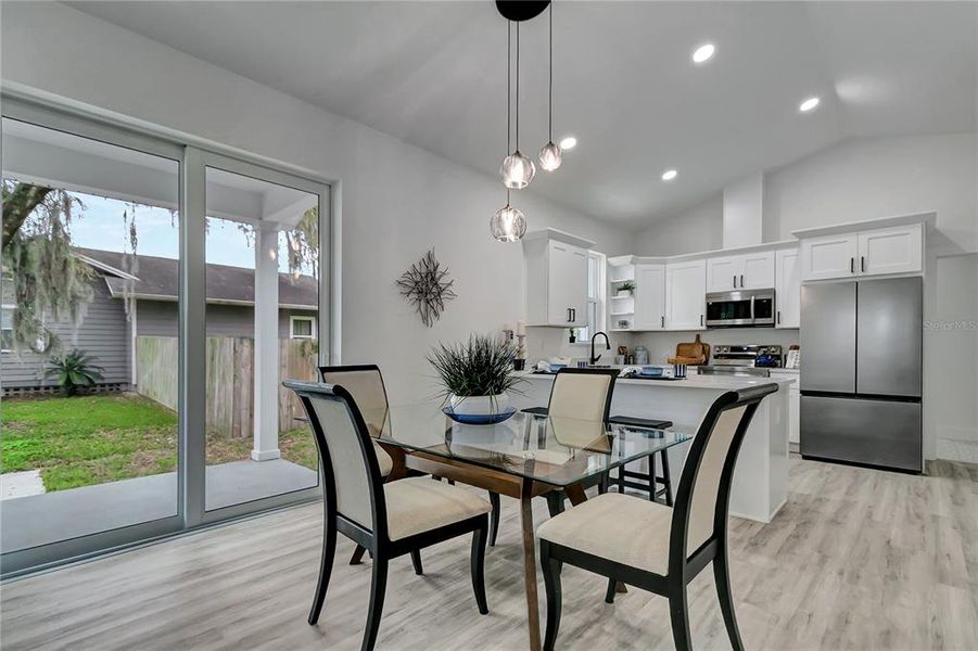 Furnished interior view inside a new home in , Plant City (Image 9).