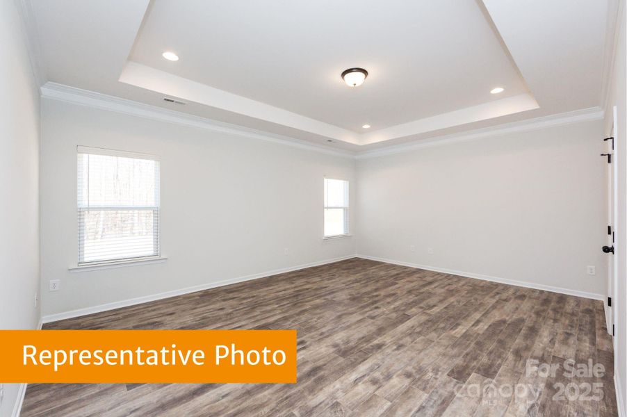 Spacious, unfurnished interior of a new home in Pine Bluff, Midland (Image 6).
