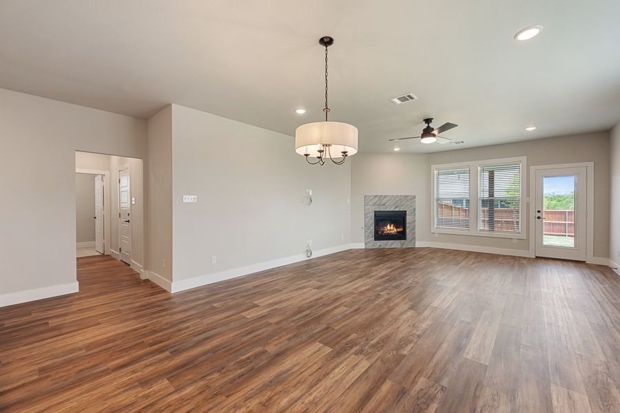 Representative unfurnished interior of a home built from the Isibelle by Heritage Towne in Heritage Towne, Midlothian (Image 19).
